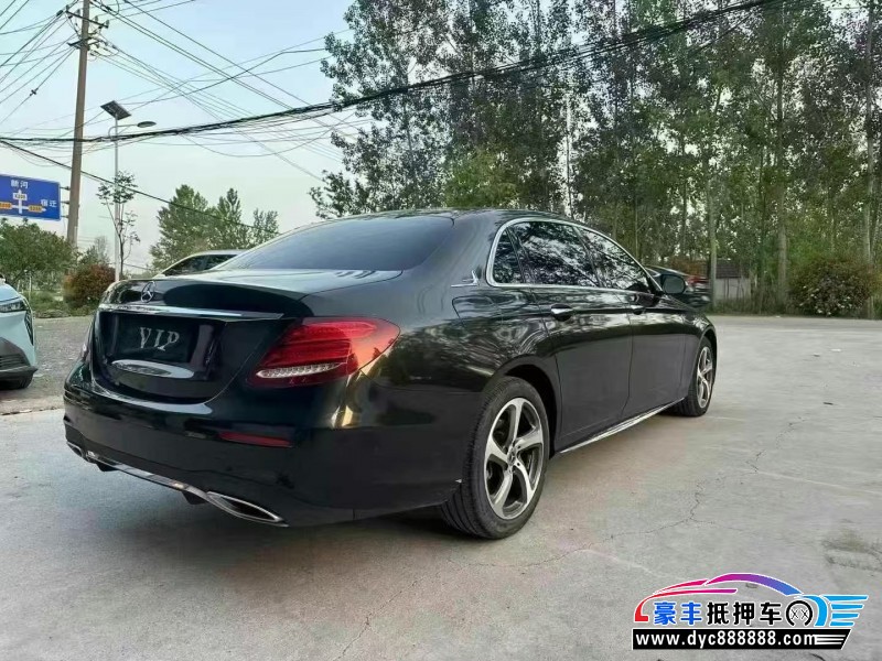 19年奔驰E轿车抵押车出售