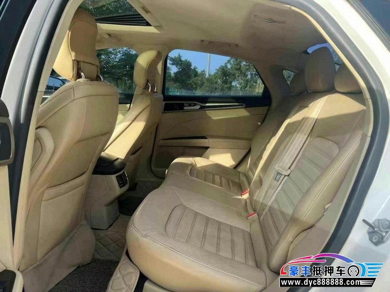 15年福特蒙迪欧轿车抵押车出售