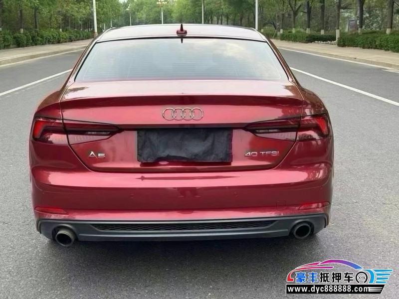 18年奥迪A5轿车抵押车出售