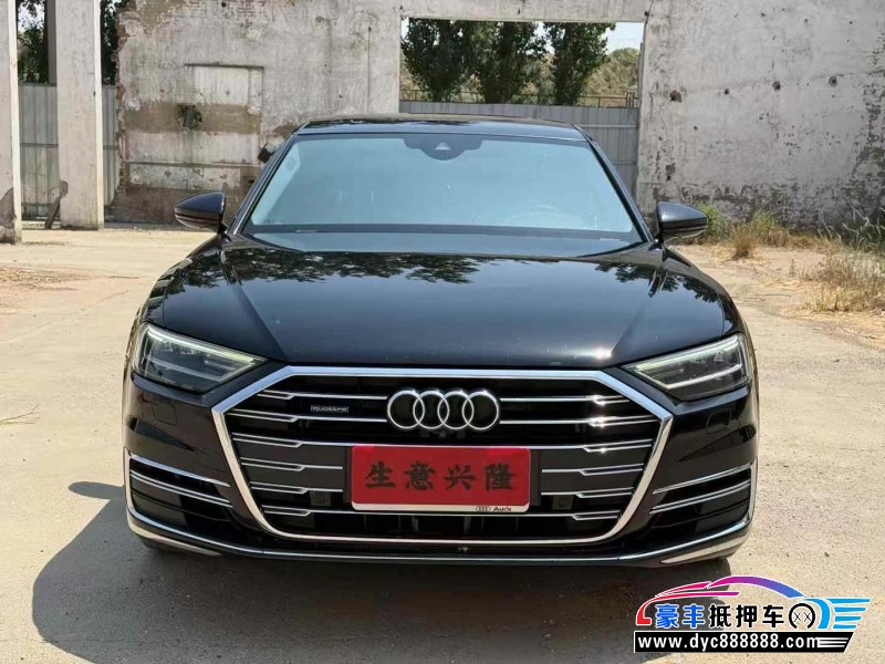 抵押车出售18年奥迪A8L轿车