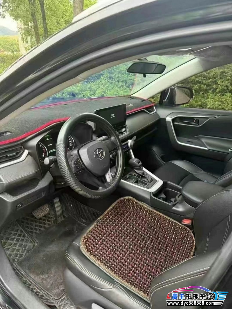 24年丰田威兰达SUV抵押车出售