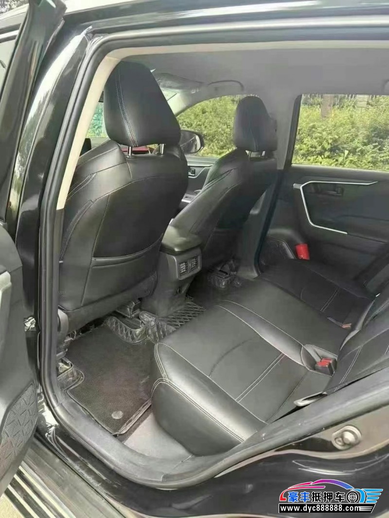 24年丰田威兰达SUV抵押车出售