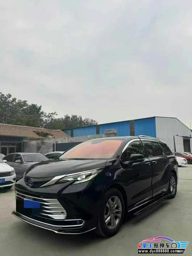 22年丰田塞纳轿车抵押车出售