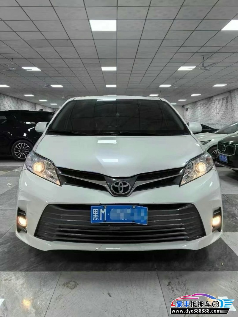 20年丰田塞纳轿车抵押车出售