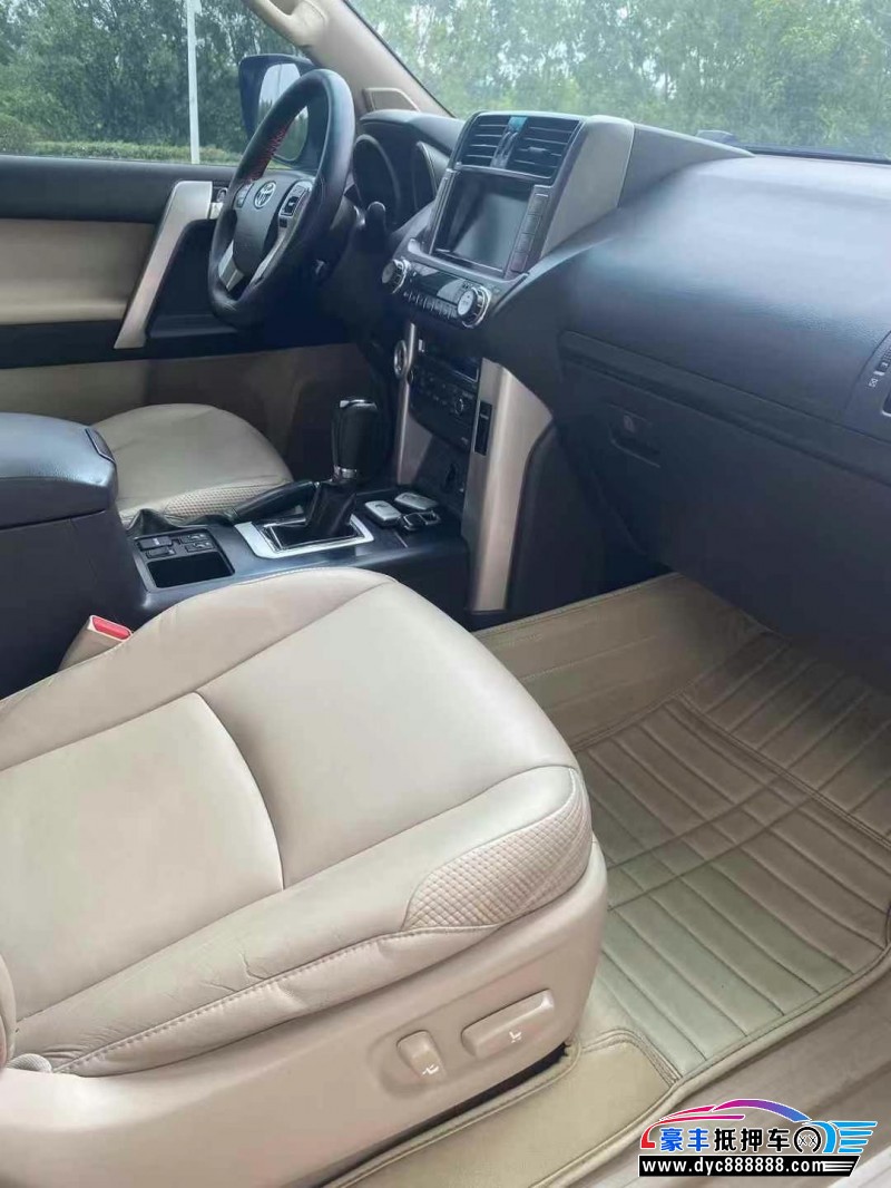 11年丰田普拉多（霸道）轿车抵押车出售