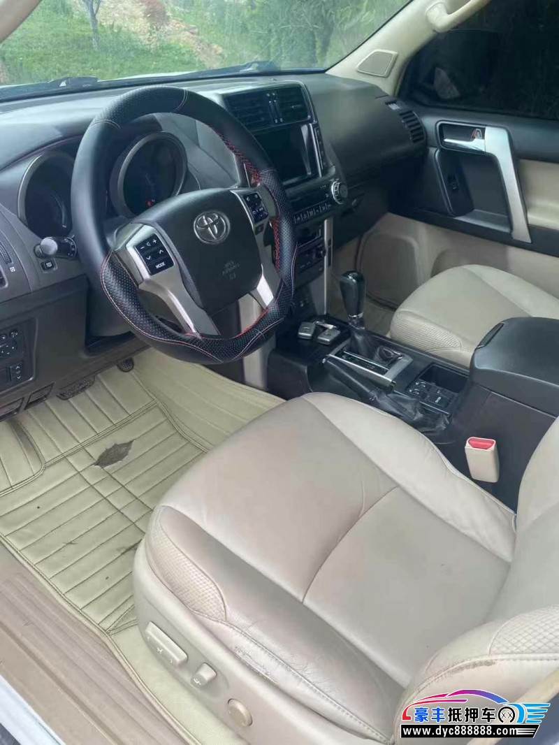 11年丰田普拉多（霸道）轿车抵押车出售