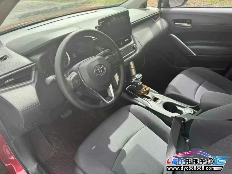 22年丰田锐放轿车抵押车出售