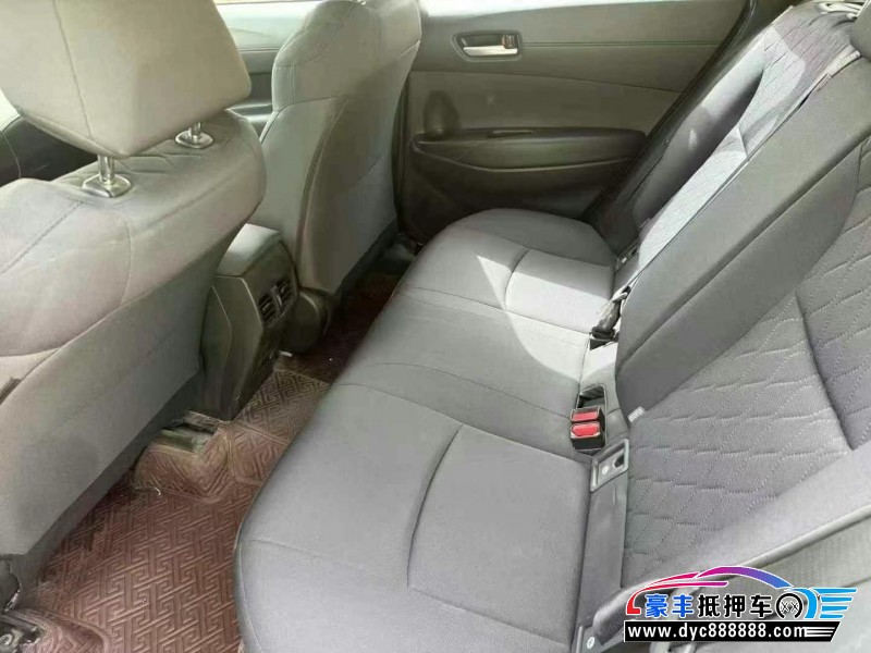 22年丰田锐放轿车抵押车出售