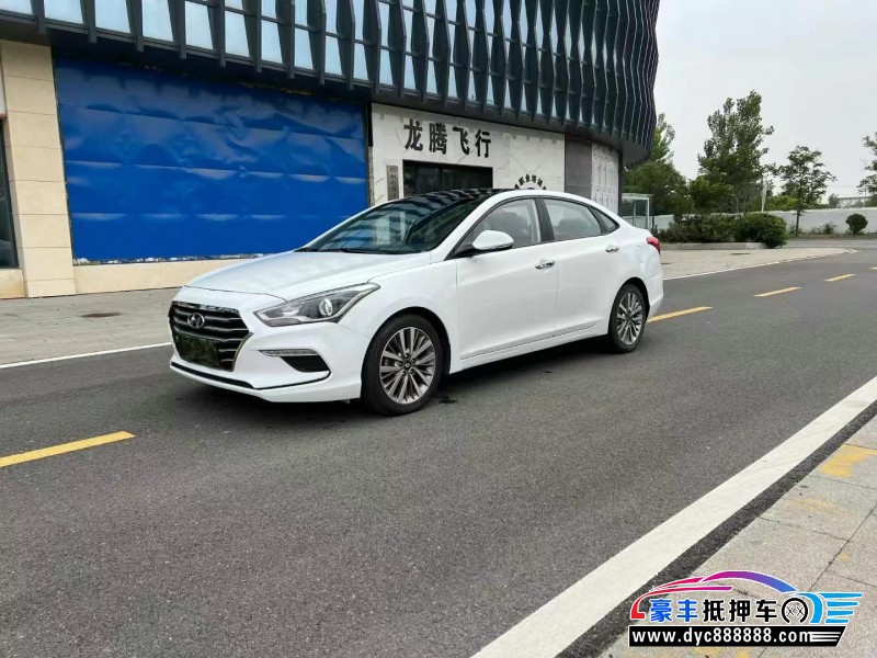 18年现代名图轿车抵押车出售