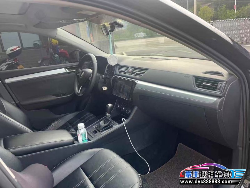 19年斯柯达速派轿车抵押车出售