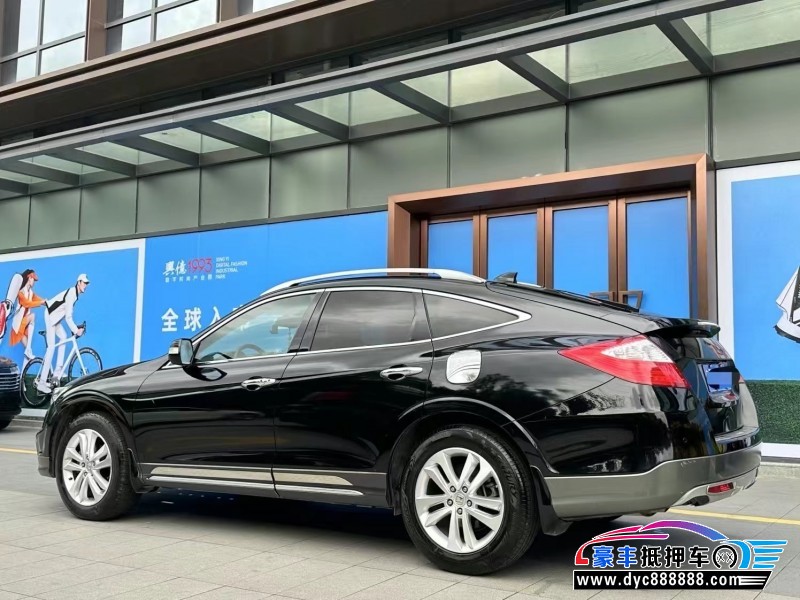 16年本田歌诗图轿车抵押车出售