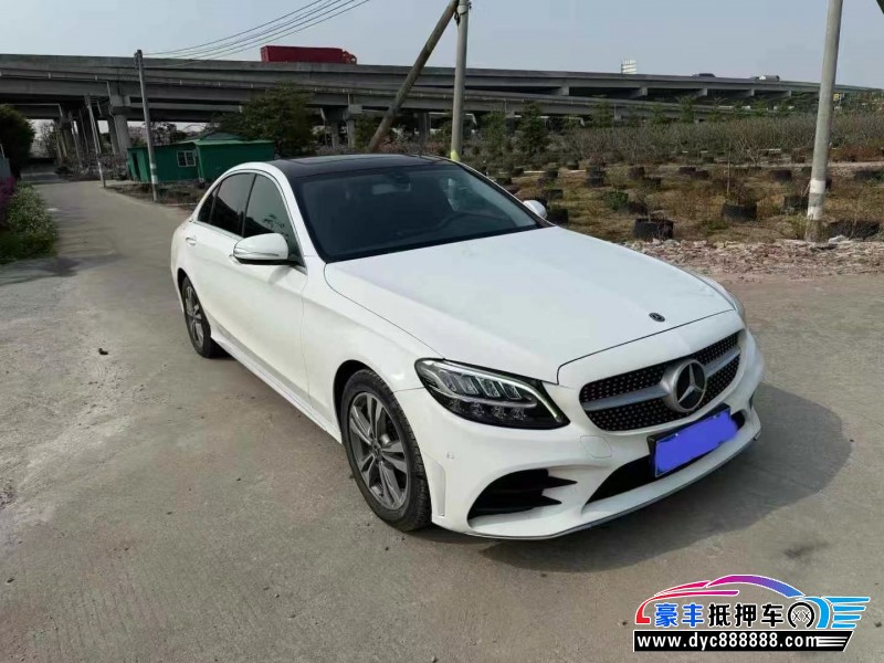 20年奔驰C轿车抵押车出售
