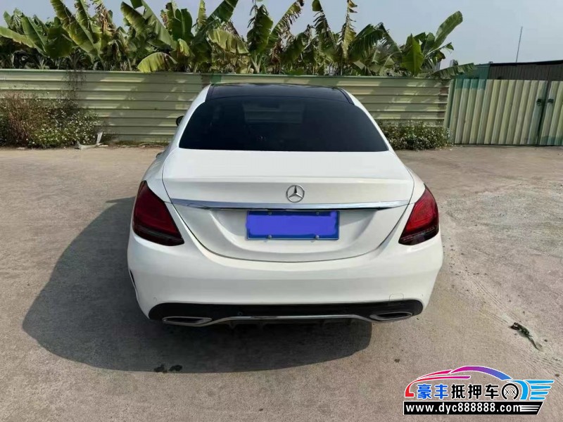 20年奔驰C轿车抵押车出售