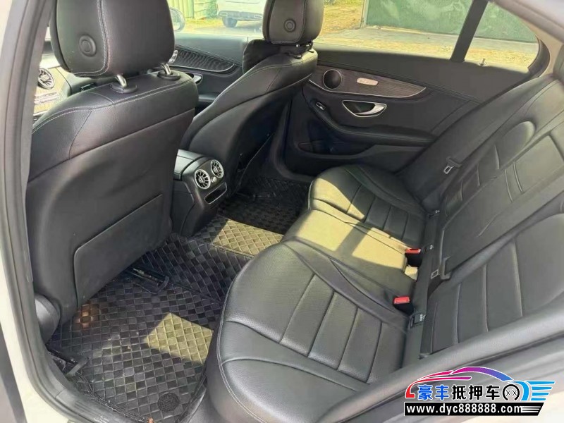 20年奔驰C轿车抵押车出售