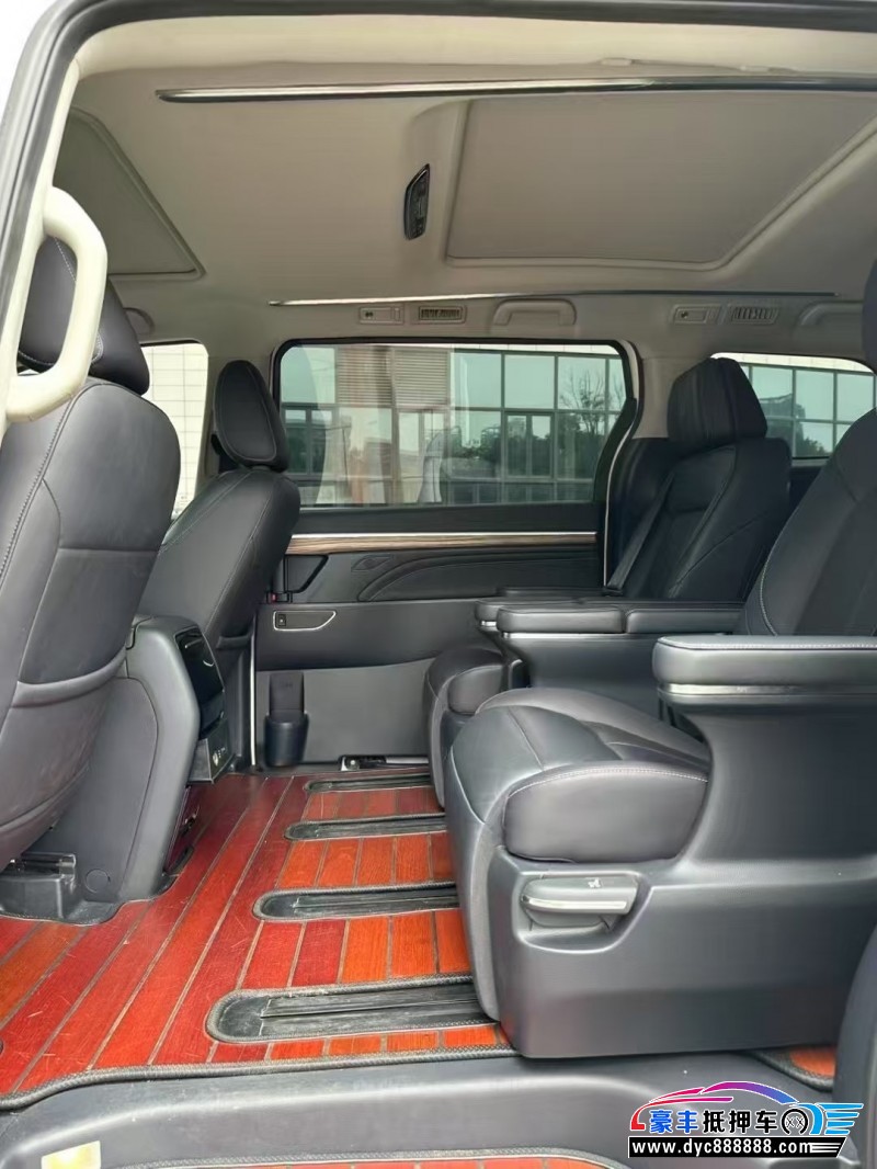 21年传祺M8轿车抵押车出售