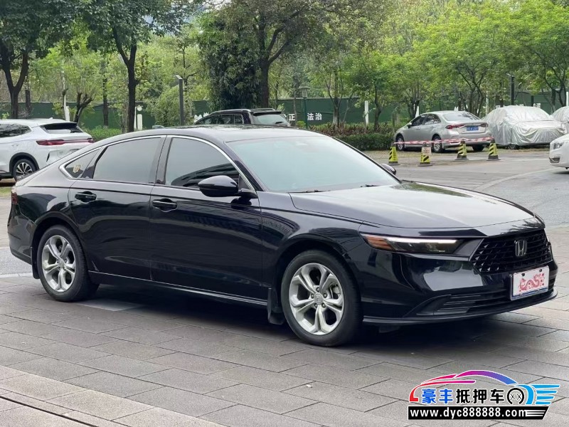 24年本田雅阁轿车抵押车出售