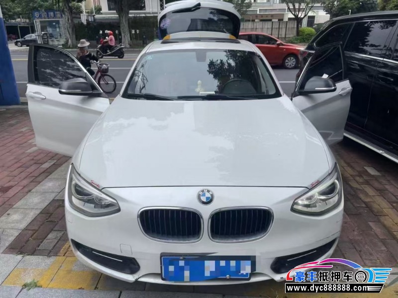 抵押车出售14年宝马1系轿车