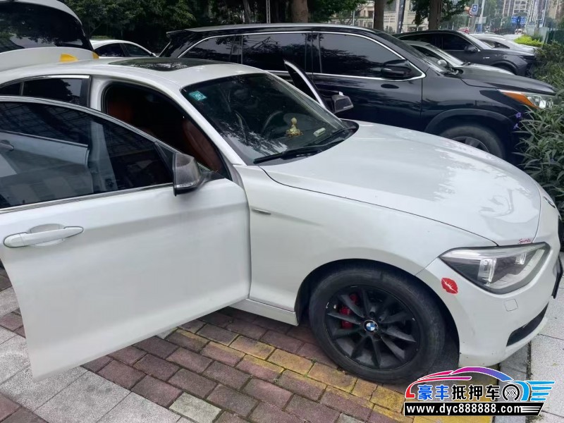 14年宝马1系轿车抵押车出售