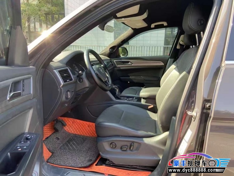 18年大众途昂轿车抵押车出售