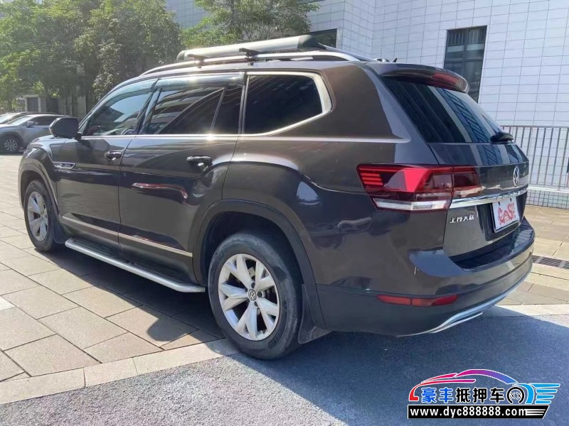 18年大众途昂轿车抵押车出售