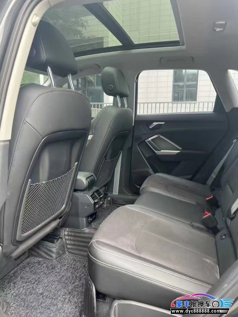 22年奥迪Q3轿车抵押车出售