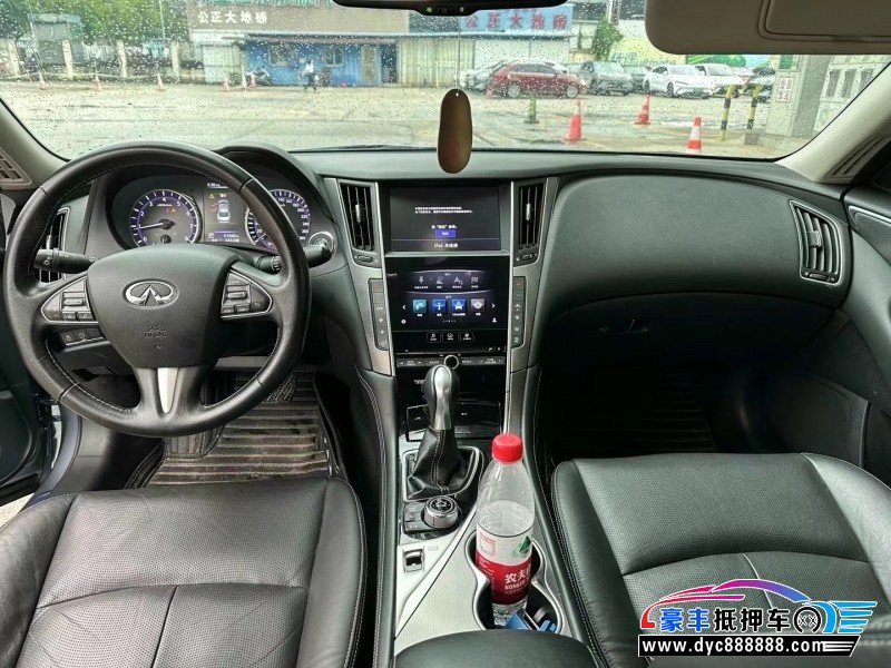 17年英菲尼迪Q50L轿车抵押车出售