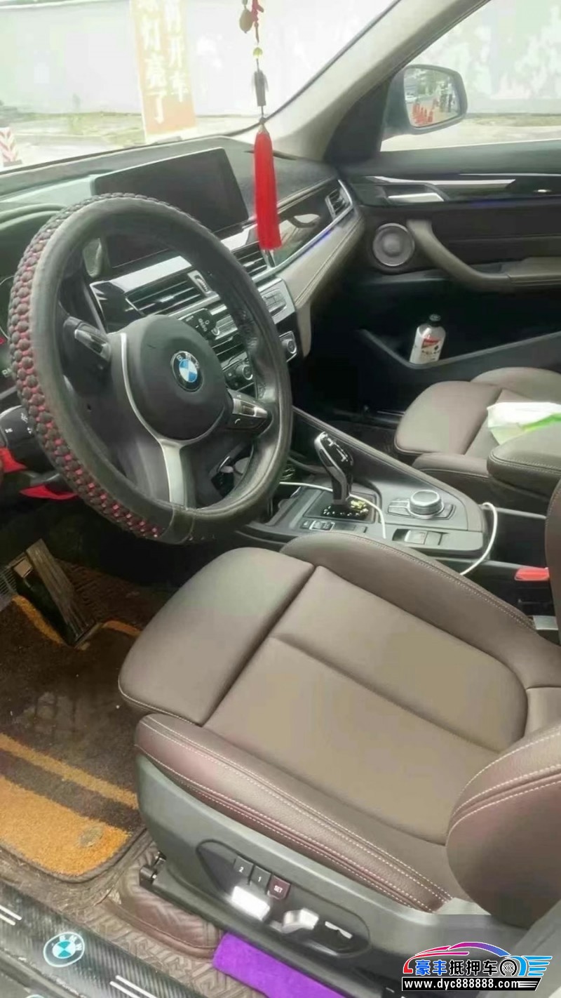 21年宝马X1轿车抵押车出售