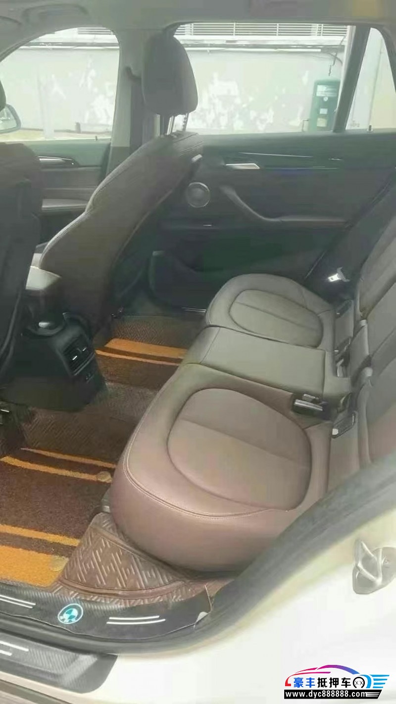 21年宝马X1轿车抵押车出售