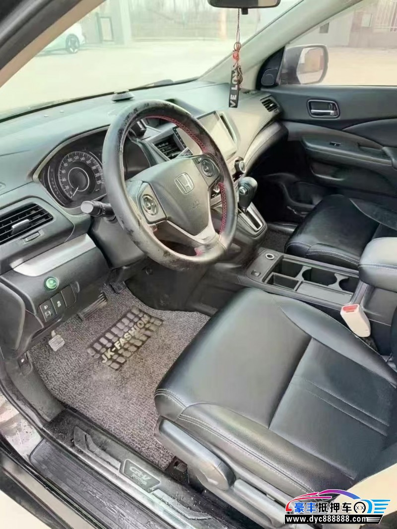 17年本田CR-V轿车抵押车出售