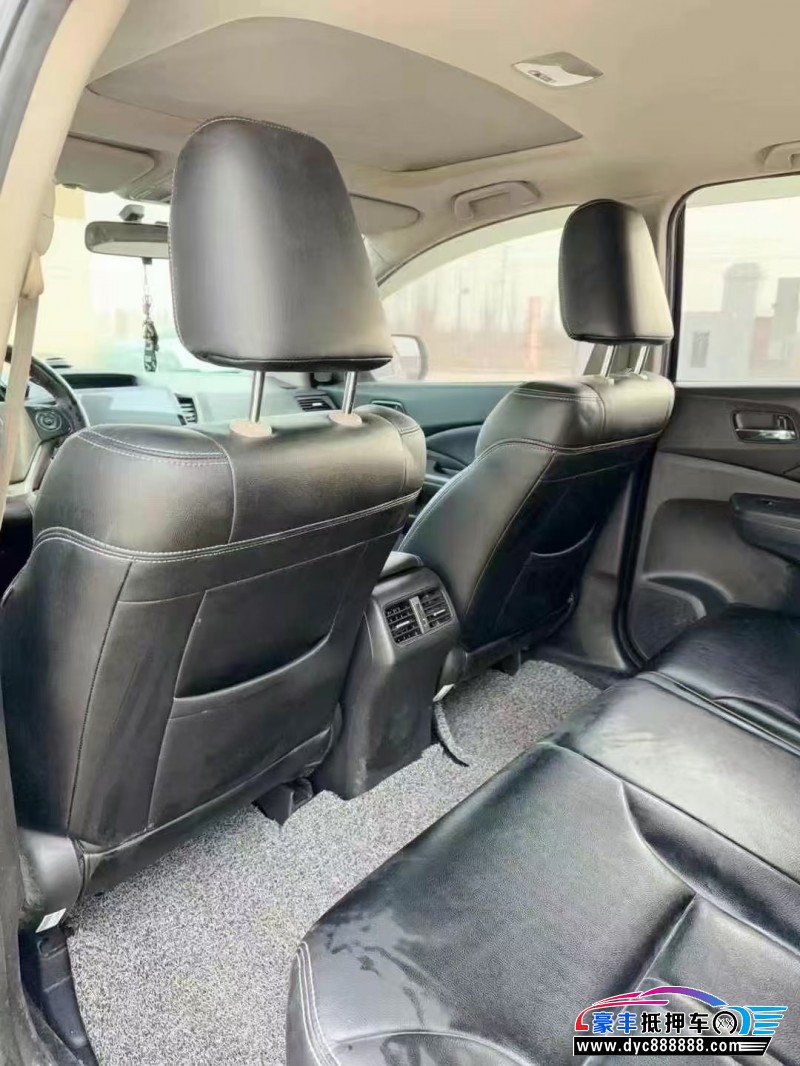 17年本田CR-V轿车抵押车出售