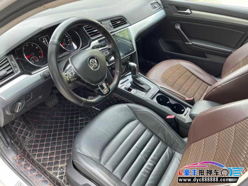 18年大众凌渡轿车抵押车出售