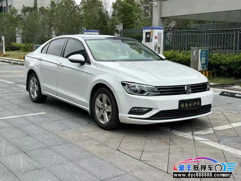 18年大众凌渡轿车抵押车出售