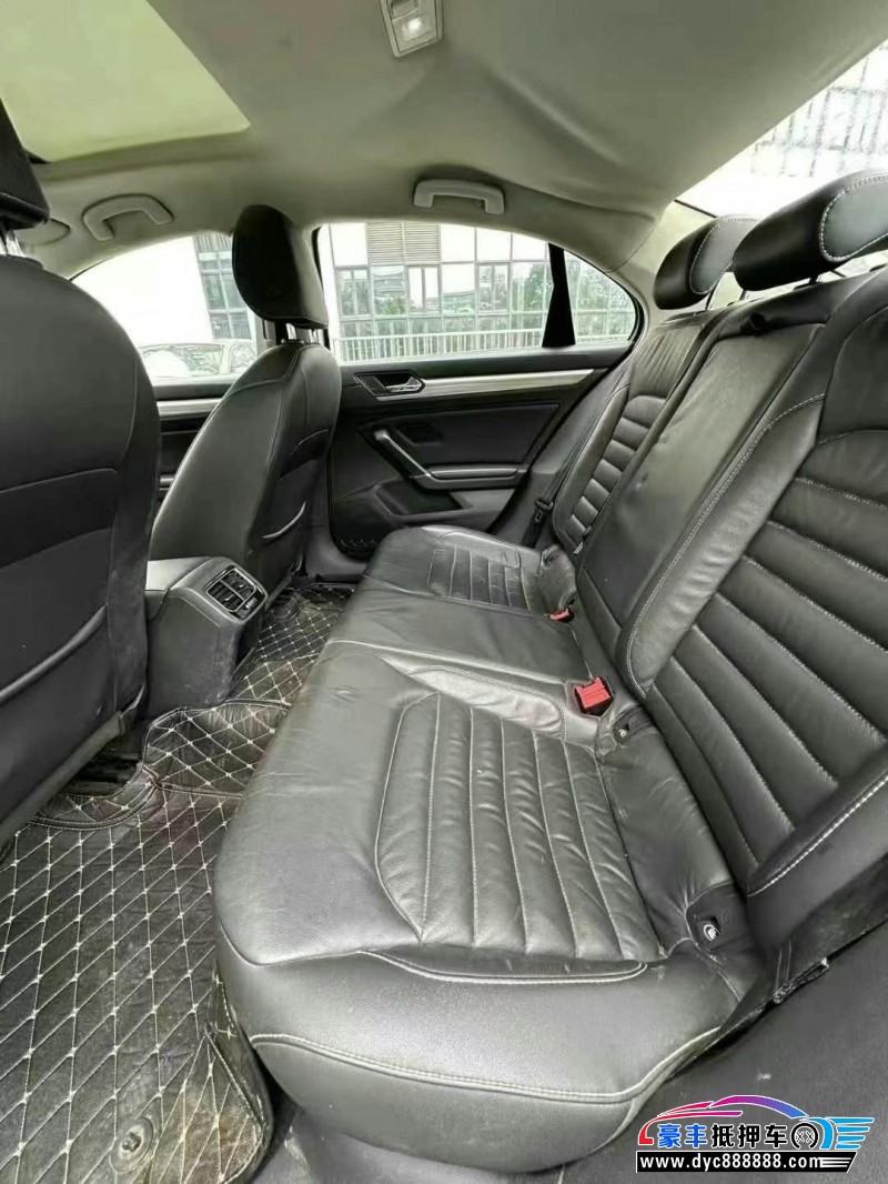 17年大众凌渡轿车抵押车出售