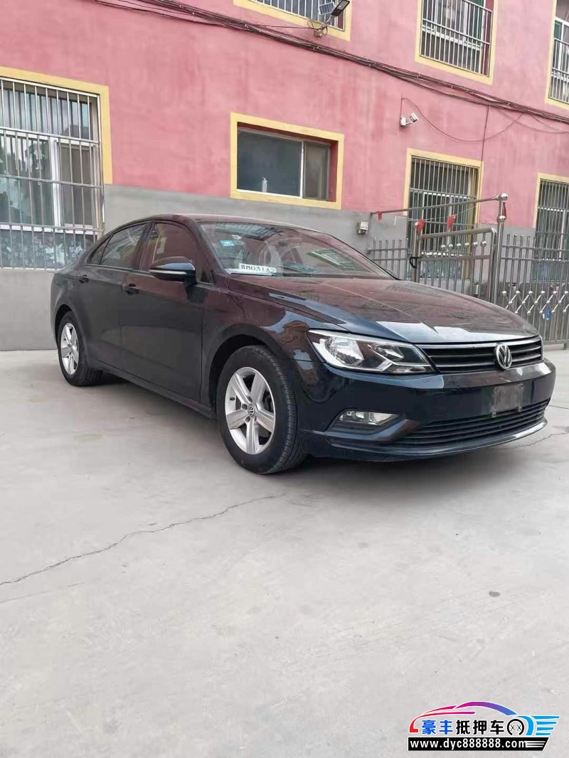 15年大众凌渡轿车抵押车出售