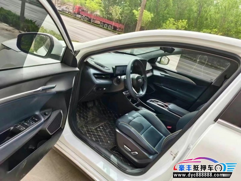 24年吉利几何轿车抵押车出售