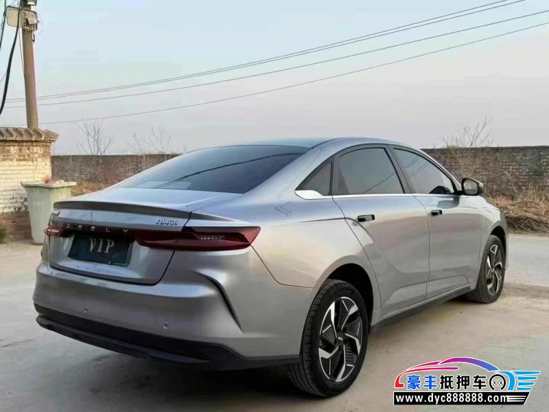 24年吉利几何轿车抵押车出售