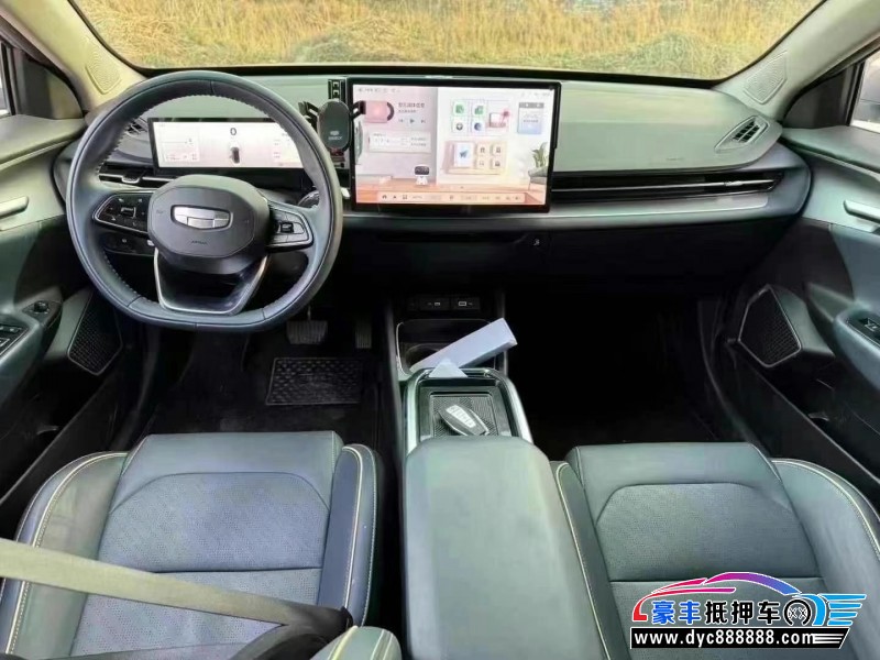 24年吉利几何轿车抵押车出售