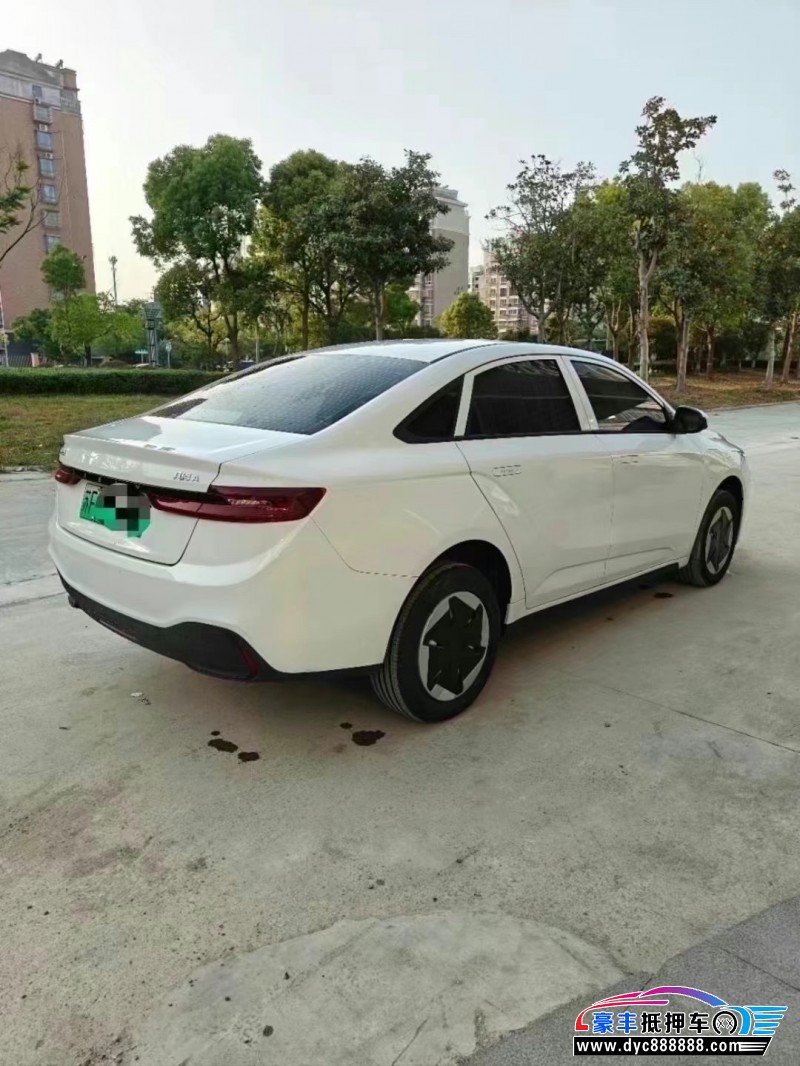 24年吉利几何轿车抵押车出售