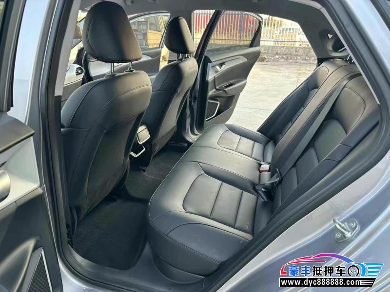 24年吉利几何轿车抵押车出售