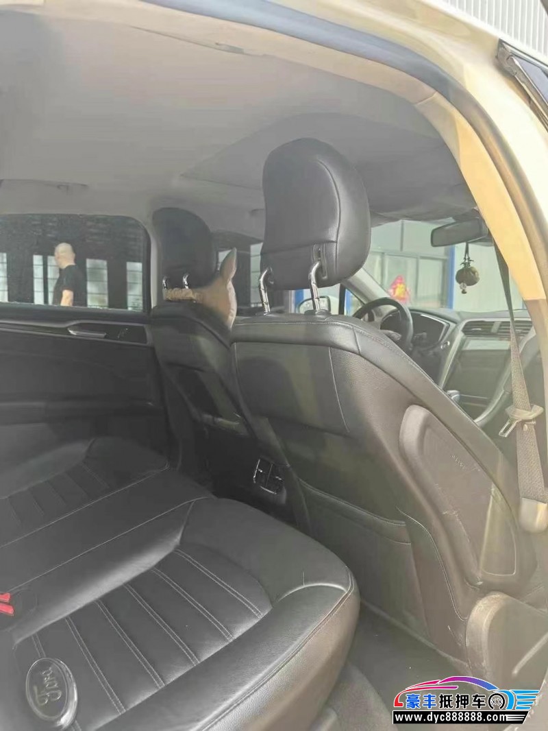 16年福特蒙迪欧轿车抵押车出售