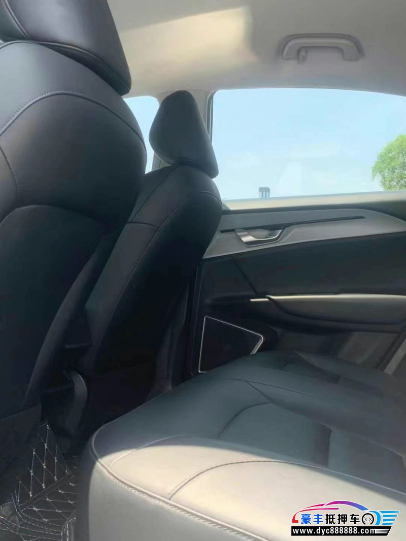 24年吉利几何轿车抵押车出售