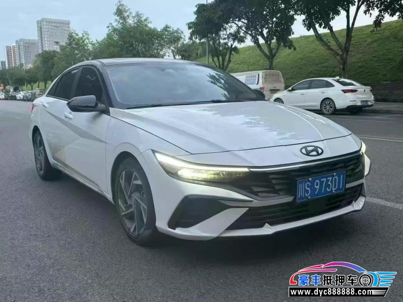 24年现代伊兰特轿车抵押车出售