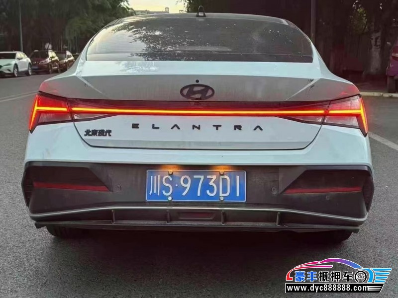 24年现代伊兰特轿车抵押车出售