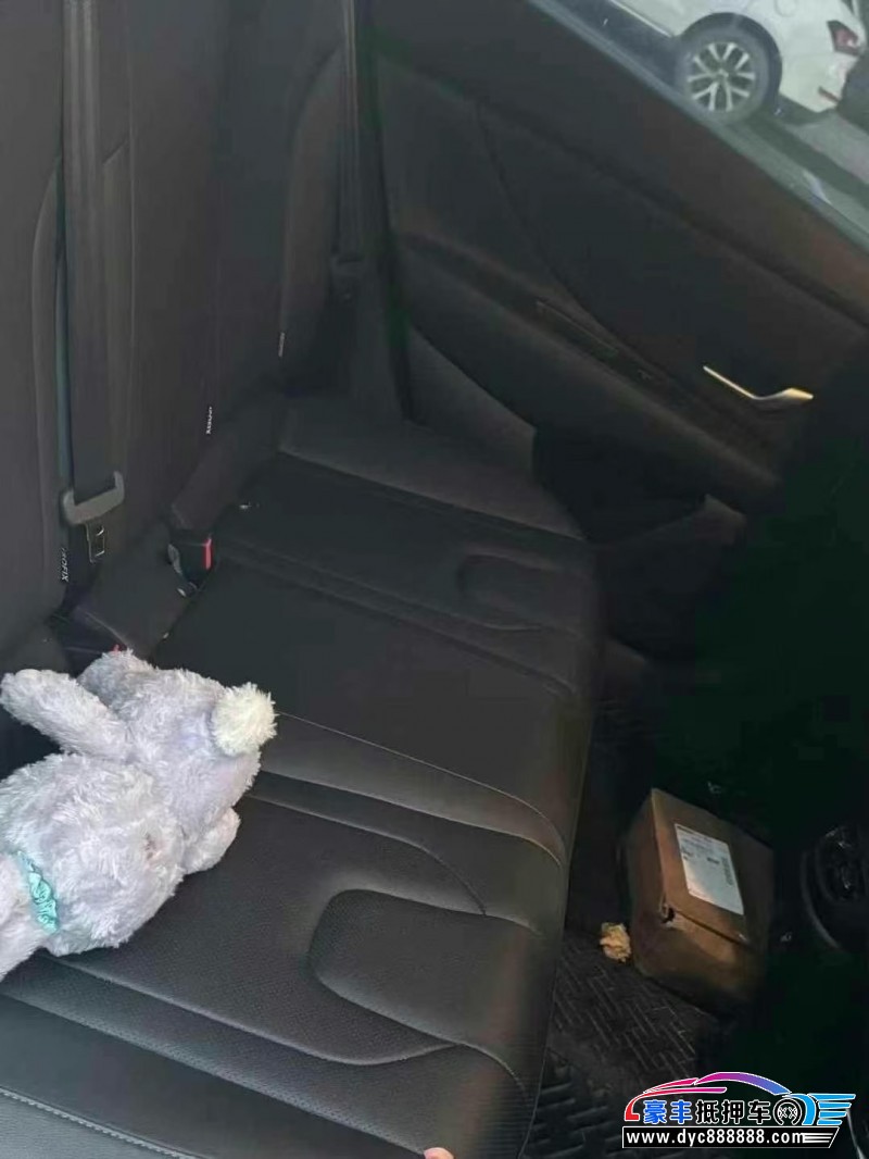 24年现代伊兰特轿车抵押车出售