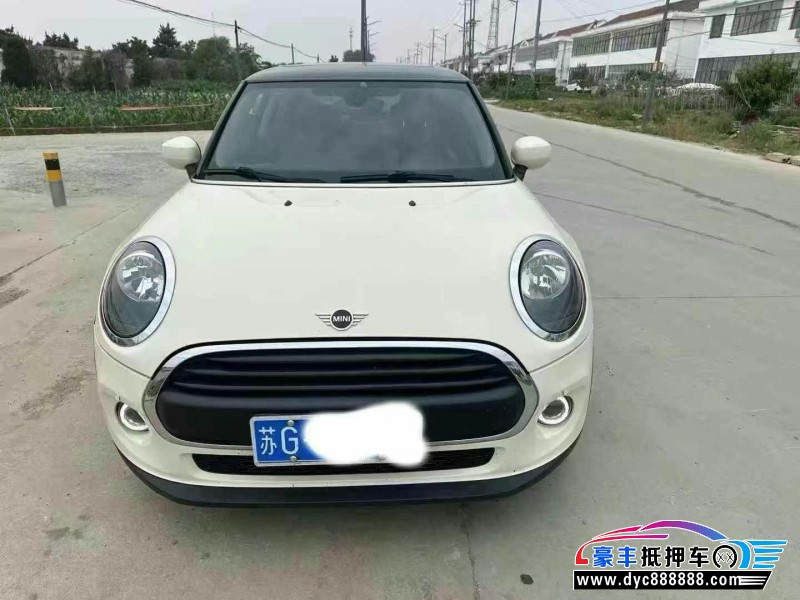 21年宝马MINISUV抵押车出售