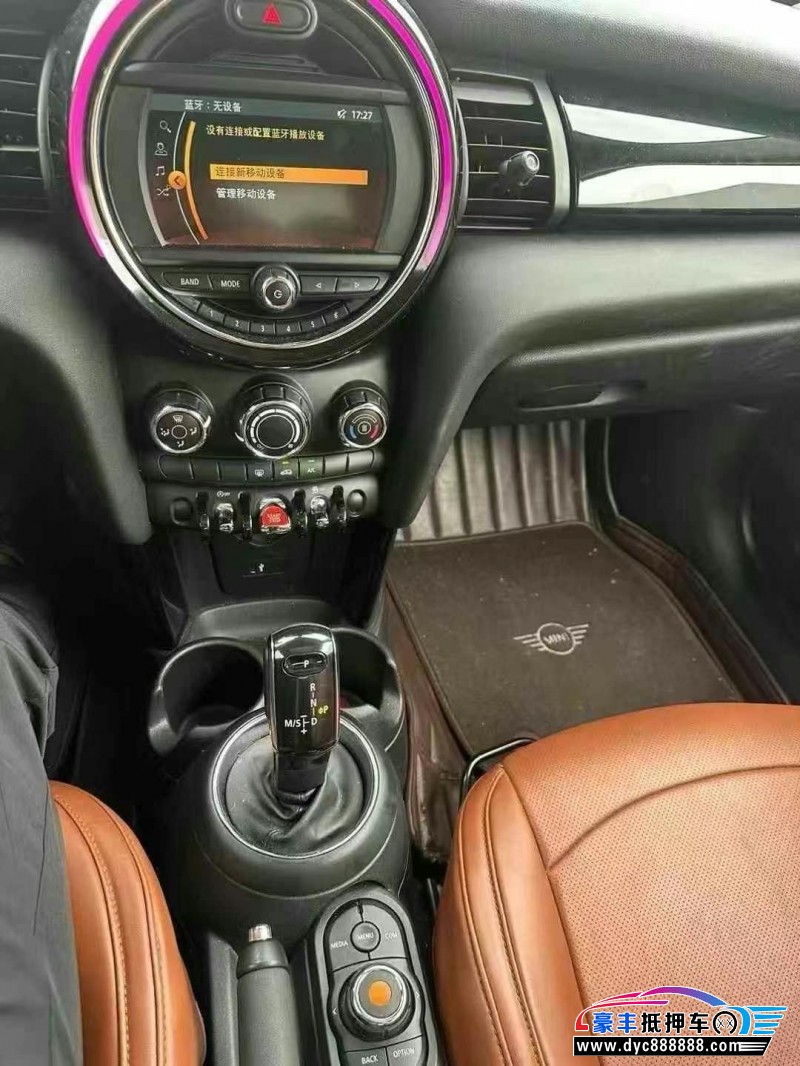 21年宝马MINISUV抵押车出售