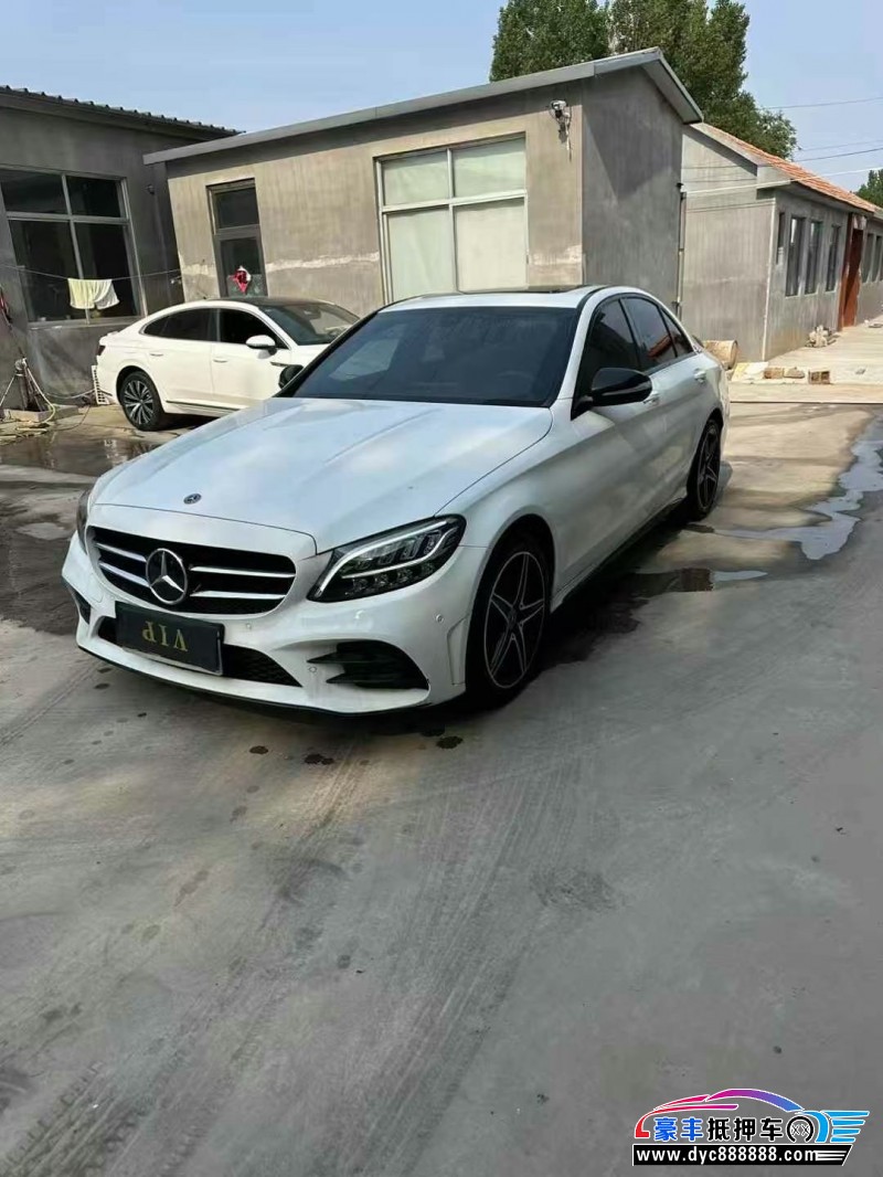 20年奔驰C轿车抵押车出售