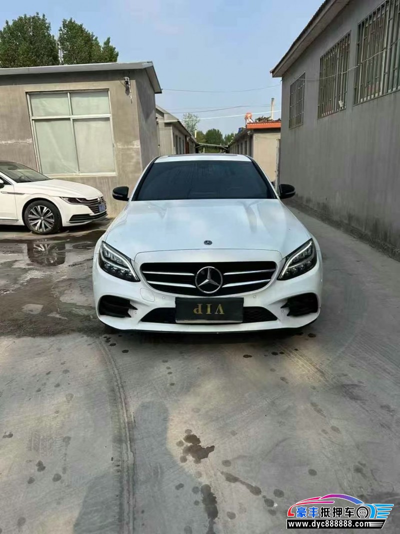 20年奔驰C轿车抵押车出售
