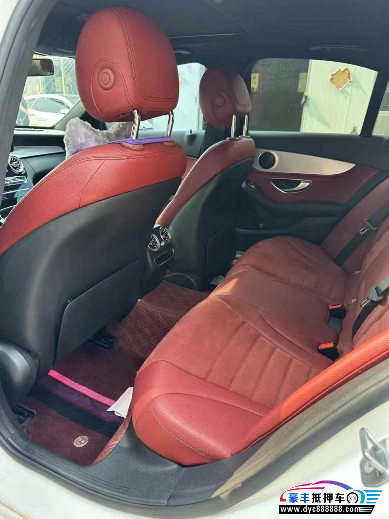 20年奔驰C轿车抵押车出售