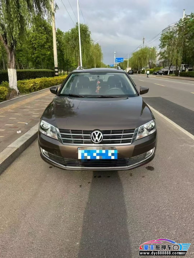 15年大众朗行轿车抵押车出售